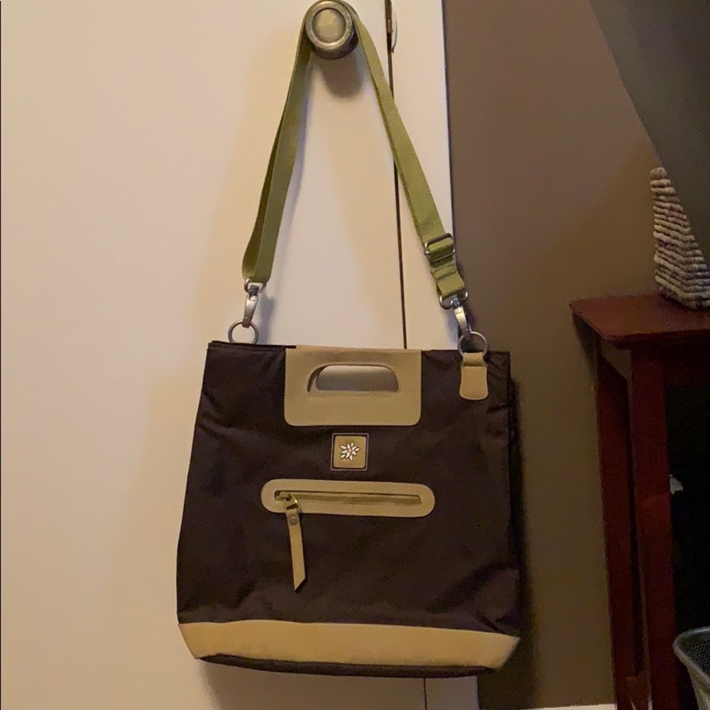 Nice Sherpani Tote